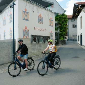 Drive through the villages of the Bündner Herrschaft. © Kevin Wildhaber