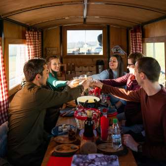 Fondue carriage ride © Heidiland Tourism / Kevin Wildhaber