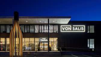 From Salis Wine Shop © Bixon