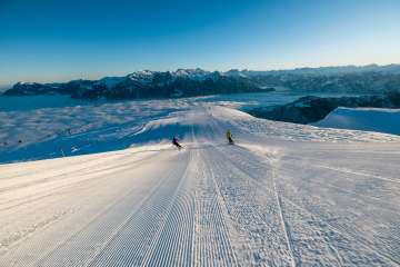 Winter Pizolbahnen 2023 blue sky, morning mood, sea of fog, piste, Pizol, Pizolbahnen, snow, skiing, winter