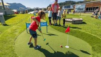 Adventure golf course