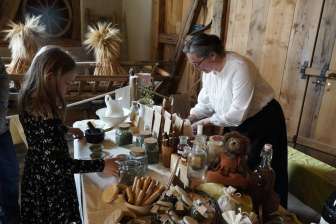 Heidi's Herb Shop (1)