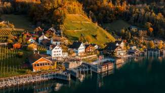 Place_Quinten_Autumn Quarten, Quinten, Lake Walen, autumn colors, morning sun, autumn