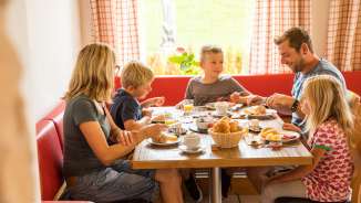 Breakfast_Hotel Cristal Children, Culinary arts, Hotel