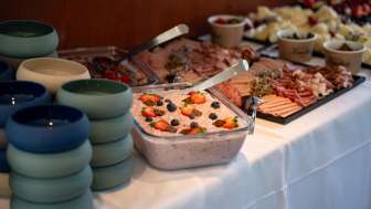 Brunch ships Brunch ships