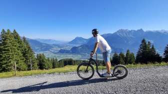 Alpine Scooter Pizol