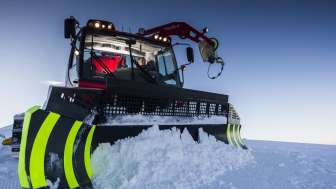 Ride in a snow groomer on the Pizol