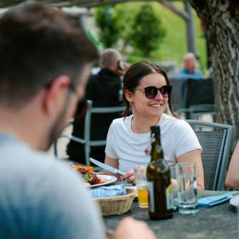 Enjoying the appetizer at Restaurant Heidihof in Maienfeld. © Kevin Wildhaber