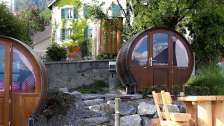 Bündner Herrschaft, Fondue, Culinary, Lovers, Couple, Sleeping barrel, Sleeping, Sleeping barrel