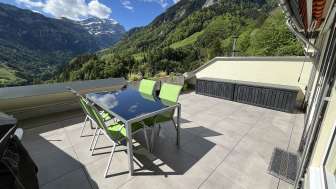 3 1/2 room terrace apartment with distant views