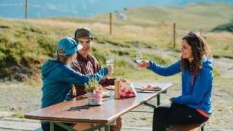 Culinary panoramic high-altitude trail in the Unesco World Heritage Site