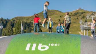 Giant bouncy cushion Flumserberg Prodalp