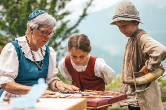 Bobbin lace-making (4)