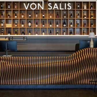 From Salis Wine Shop © Bixon